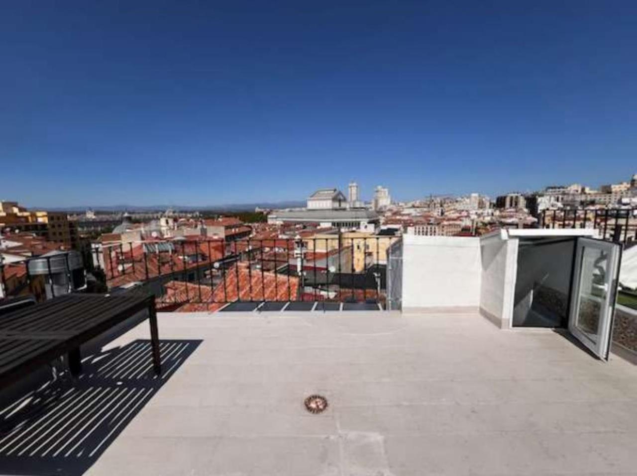 Apartamentos El Tiempo Madrid Exterior photo