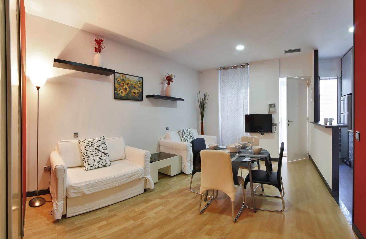 Apartamentos El Tiempo Madrid Exterior photo